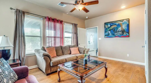 Lago Vista Vacation Rental - Walk to Lake Travis!
