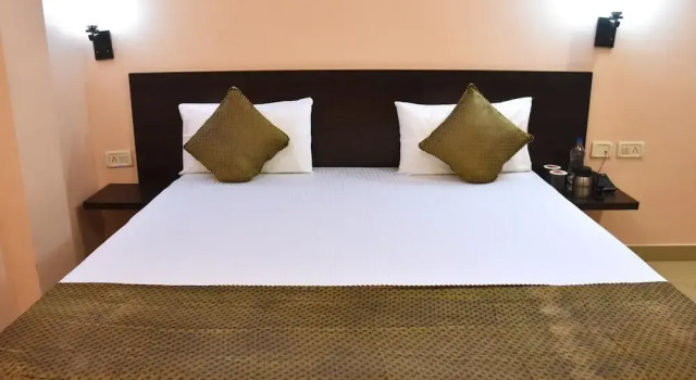 Munaro Hotels & Resorts.