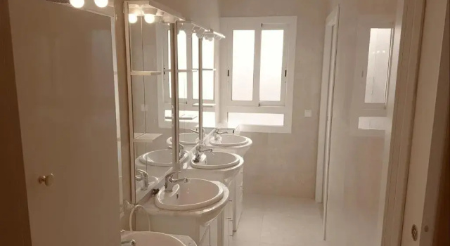 Кровать в общем номере Hostel Penedes