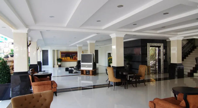 LK Mantra Pura Resort