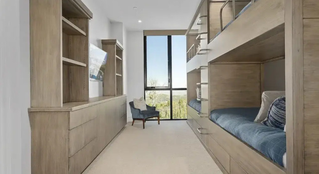 One Empire Pass Lodge at Deer Valley Resort - Three Bedroom Residence #504 3 Condo