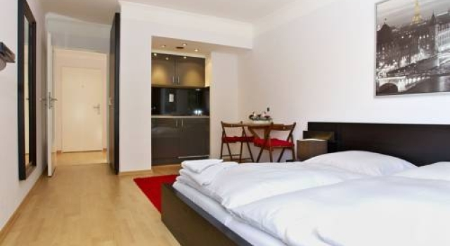 Q-Damm-Apartments, Varaa Huoneisto Charlottenburg Berliini