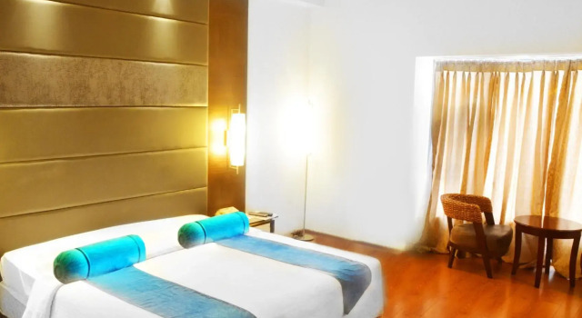 Люкс Ashraya International Hotel
