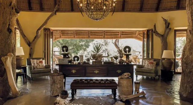 Tuningi Safari Lodge, 예약 호텔 Madikwe Game Reserve North West