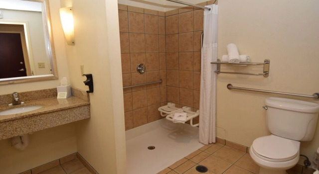Двухместный люкс Standard Cicero Grand - Syracuse North
