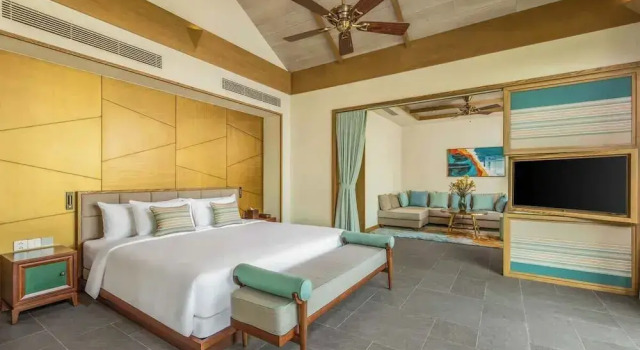 Luxe 3BR Villa: Private Pool & Resort Perks!, Prenota Resort Hotel a Da Nang con parcheggio, Parcheggio