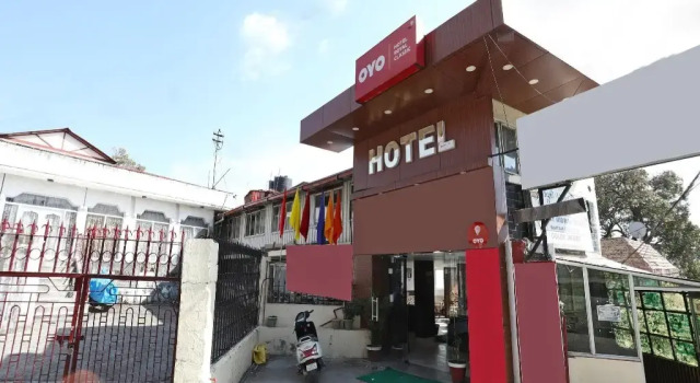 OYO 6119 Hotel Royal Classic