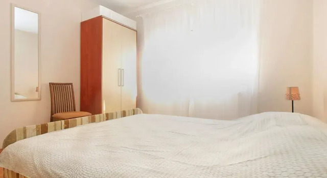 Apartment 1804