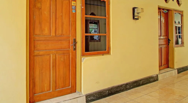 OYO Life 92954 Shanti Kost