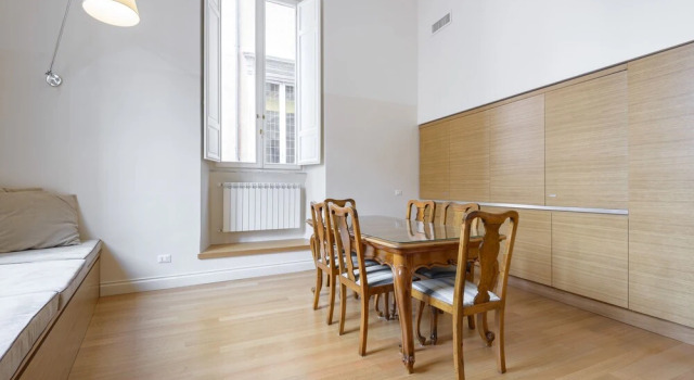 Travel & Stay - Navona 2