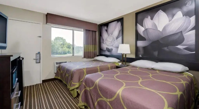 Четырёхместный номер Standard Super 8 by Wyndham Florence