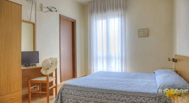 Hotel Centrale, Забронировать Отель Эраклеа Линьяно-Ривьера