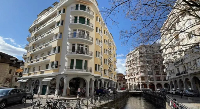 Le Panoramique - 75 sq m apartment with balcony in the heart of Annecy, Забронировать Апартаменты/квартира Анси Озеро Анси