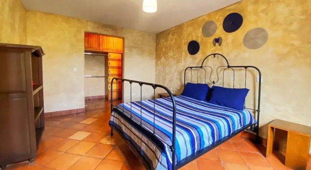 OYO Whost San Miguel De Allende, Забронировать Гостевой дом Гостевые дома Сан-Мигель-де-Альенде, рядом с Public library, Гостевой дом