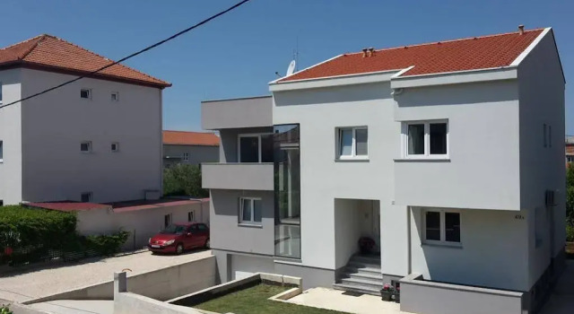 Apartment INKA Nice and Comfy, Забронировать Апартаменты/квартира Задар Задарская жупания, рядом с Спортивный центр «Вишник»