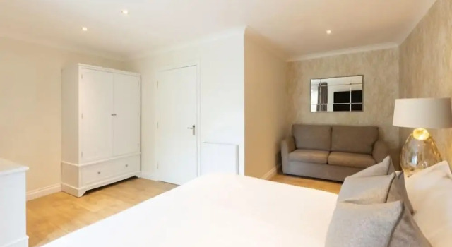 Номер Standard Bartle Hall Country Hotel