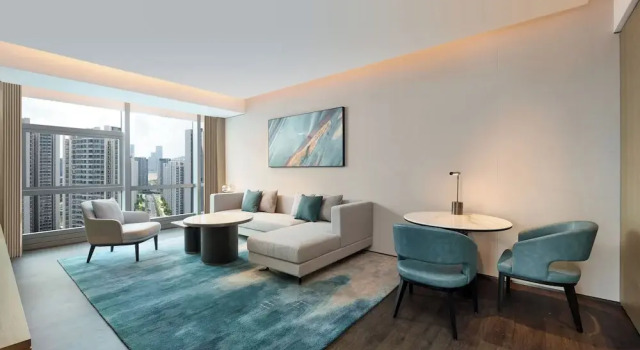 Двухместный люкс с видом на город Отель Courtyard by Marriott Zhuhai
