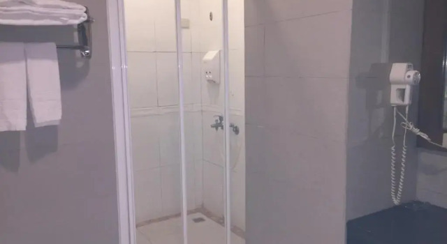 Четырёхместный номер Standard Charming Motel