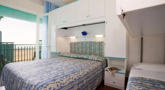 Двухместный номер Standard с балконом и с видом на море Hotel Sanremo