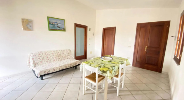 Appartamento al piano primo in zona centrale-Trentino 14