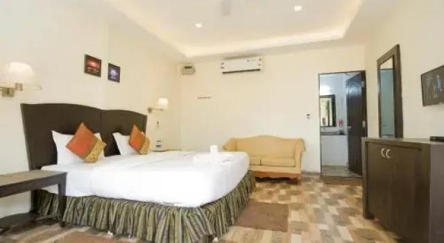 Lamore Beach Cottages, Boek Hotel Hotels in Noord-Goa met parkeren, Parkeren