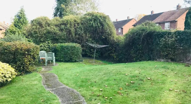 Aston Henry James Courtlands Cosy apartment close to Maidenhead train station