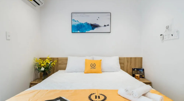 Апартаменты Luxury HAPPYHOMES 102 Luxury Bui Vien Apartment