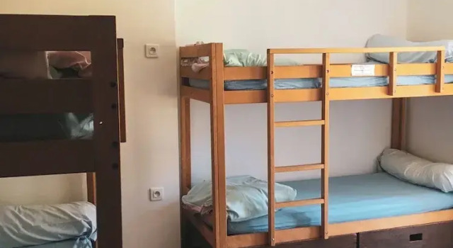 Auberge de Jeunesse HI Serre-Chevalier, Забронировать Хостел Ла-Саль-лез-Альп 