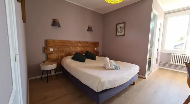 Hotel Les Vieux Acacias, Book Hotel Hoteller i Medoc med pool, Swimmingpool