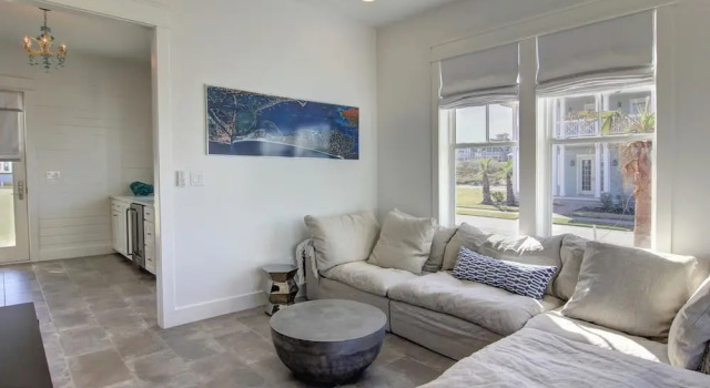 Cinnamon Shore- Sea Biscuit 279 HI