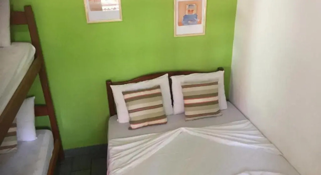 Семейный люкс с балконом Papagaio Hostel & Pousada
