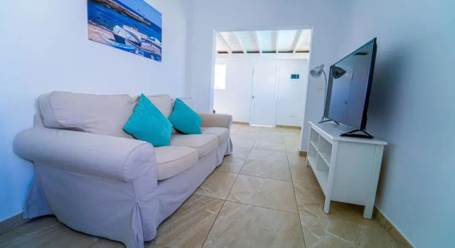 Апартаменты с видом на бассейн Apartamentos Anjomacar B