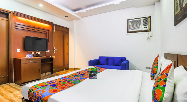 Двухместный номер Deluxe FabHotel The Mple Stays - Nr Leisure Valley Park, Iffco Chowk
