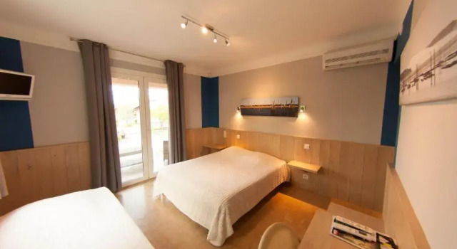 Трёхместный номер Standard Hotel Bar Tabac Point Chaud LEcureuil