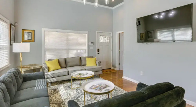 Inviting Quincy Cottage: Walk to Historic Downtown, Book Feriehus Quincy Panhandle Florida
