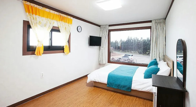 Reubang Guesthouse, Забронировать Отель Pyoseon Согвипхо, рядом с Загородный клуб Shineville Park