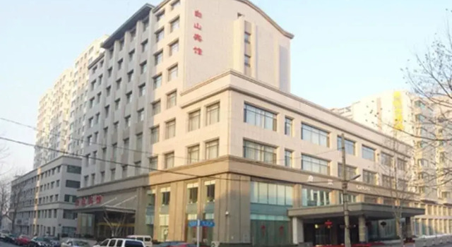White Clouds Hotel - Dalian, Book Hotel Shahekou District 