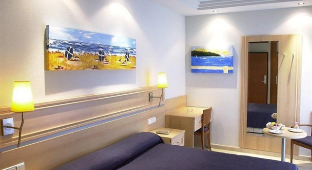 Hotel Las Gaviotas, Rezerwuj Hotel La Manga del Mar Menor 
