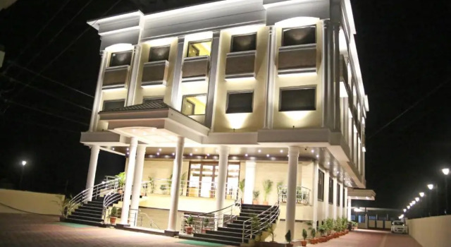 Hotel Lavanya Palace