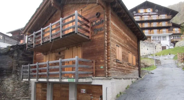 Chalet Renu, Varaa Mökki Mökit kohteessa Valais, Mökki