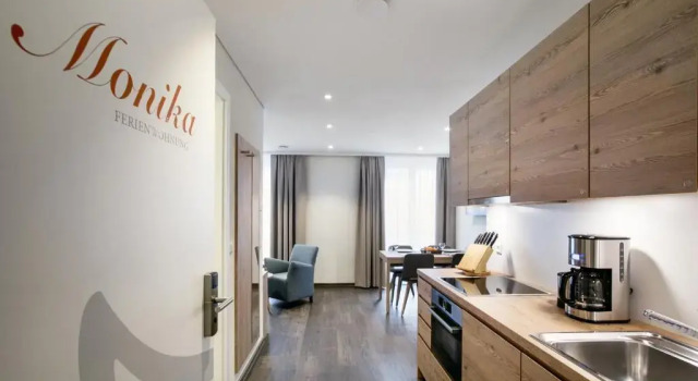 Апартаменты Hotel Gasthaus Engel Luttingen