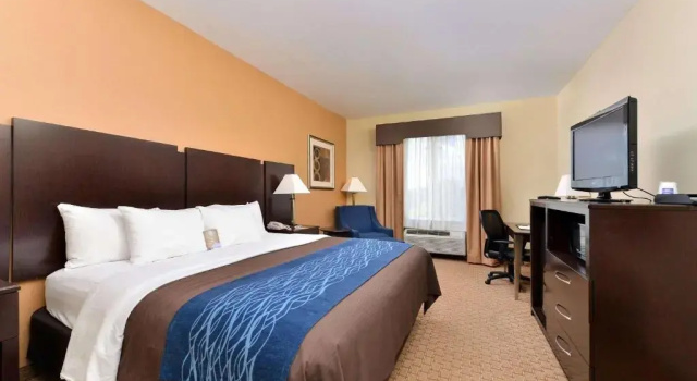 Люкс Comfort Inn & Suites Mexia