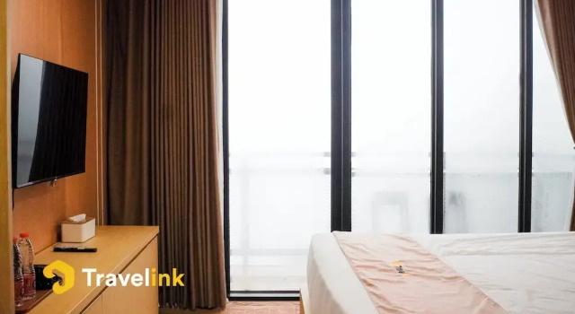 The Lakebox Menjer by Travelink