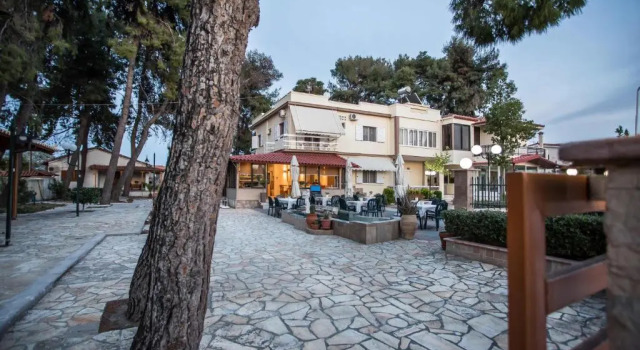 Vasilios Marinos Rooms, Rezerwuj Bed and Breakfast Korynt 