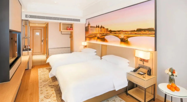 Vienna International Hotel (Chengdu Longquan Automobile City Aviation Academy Branch), Boek Hotel Hotels in Chengdu met parkeren, Parkeren