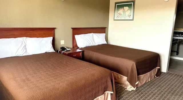 Двухместный номер Standard Regency Inn Fresno