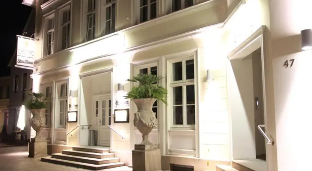 König`s Hotel am Schlosspark, Забронировать Отель Реда-Виденбрюк Северный Рейн-Вестфалия