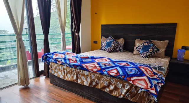 Номер Deluxe Hotel Relax Max Sariyatal Nainital