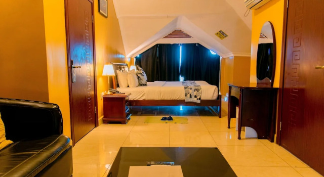 Suite junior avec balcon Legend Hotel