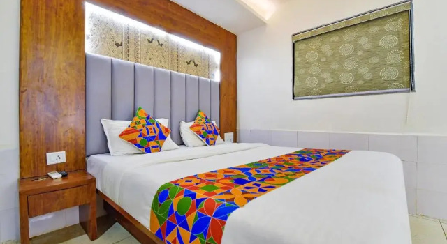 FabHotel Royal King, Rezerwuj Hotel Koba Gujarat